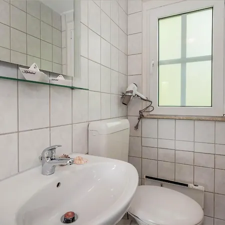 Apartment Moewenort Luetow 11 Lutow